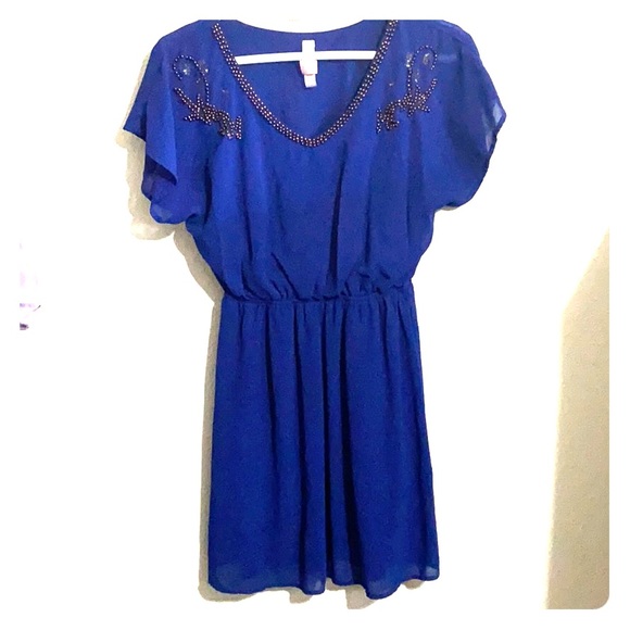 Dress - Picture 1 of 1